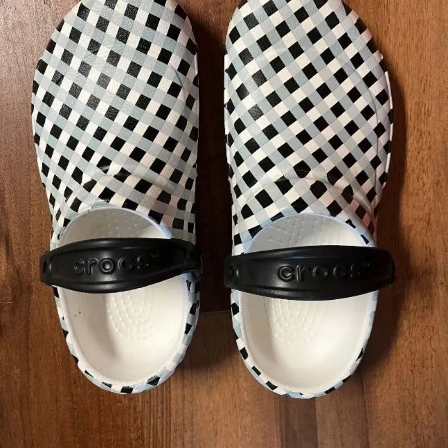 Crocs Unisex adults Plaid clogs black white