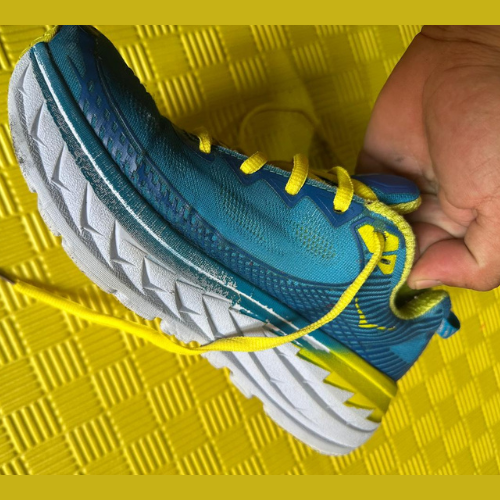 Hoka One One Bondi 5