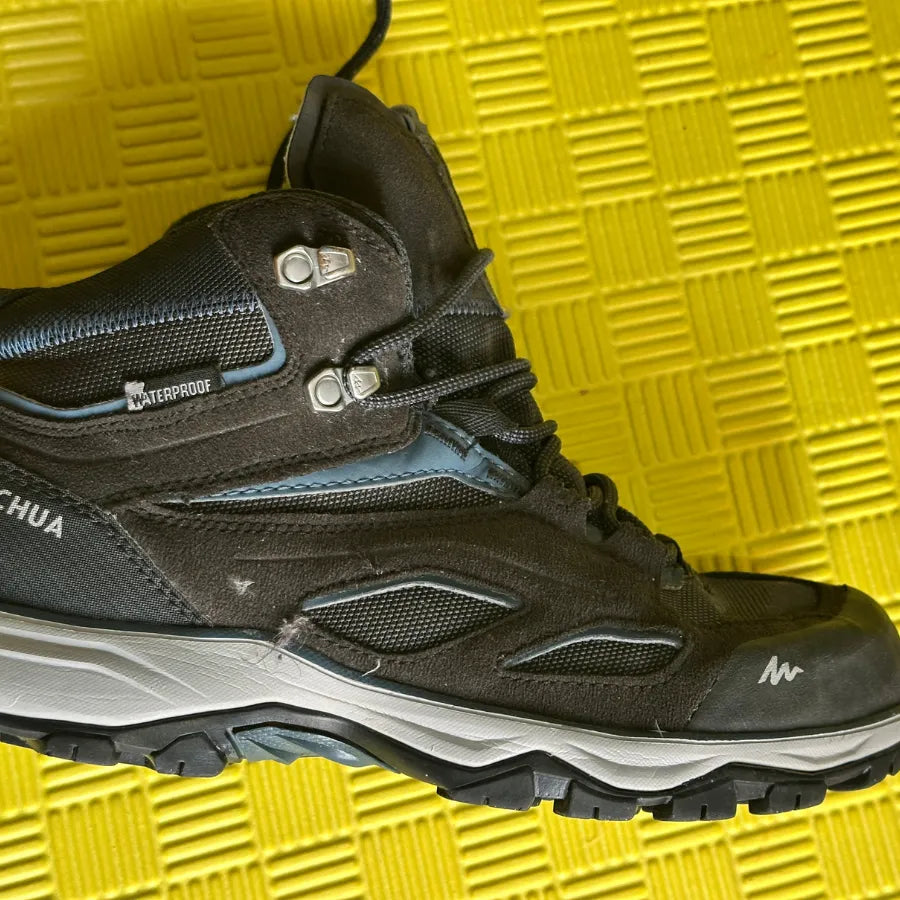 Quechua Men MH100 Waterproof Hiking Shoes