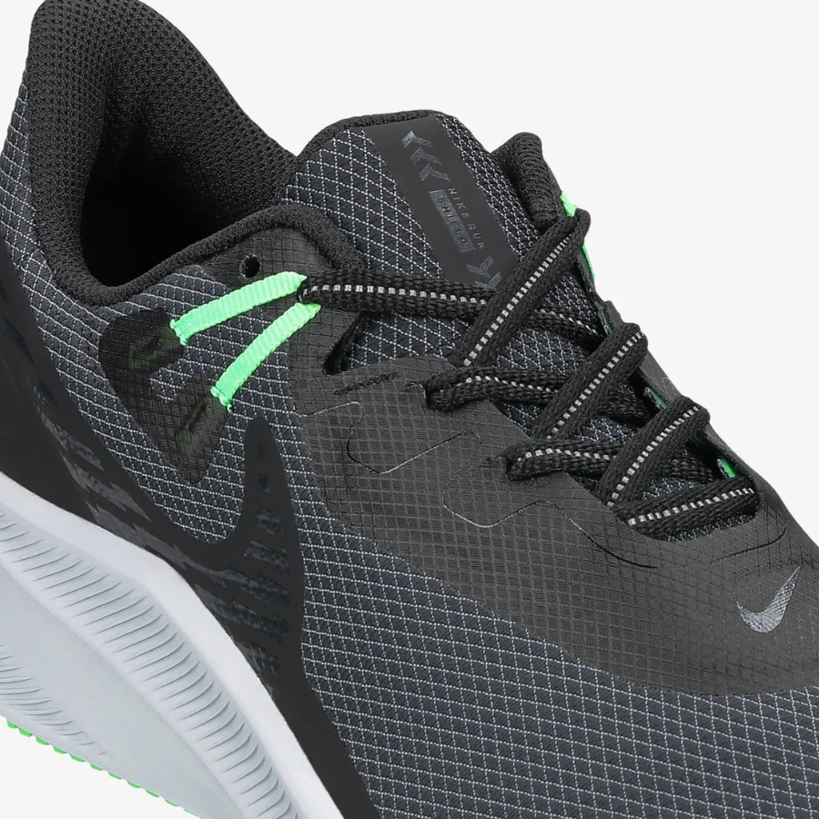NIKE Quest 3 Shield Men's