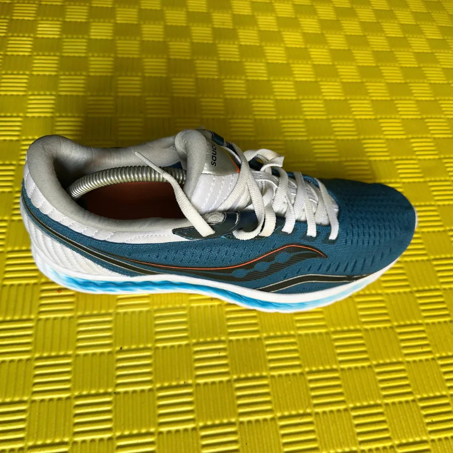 Saucony Kinvara 11 M Running shoes