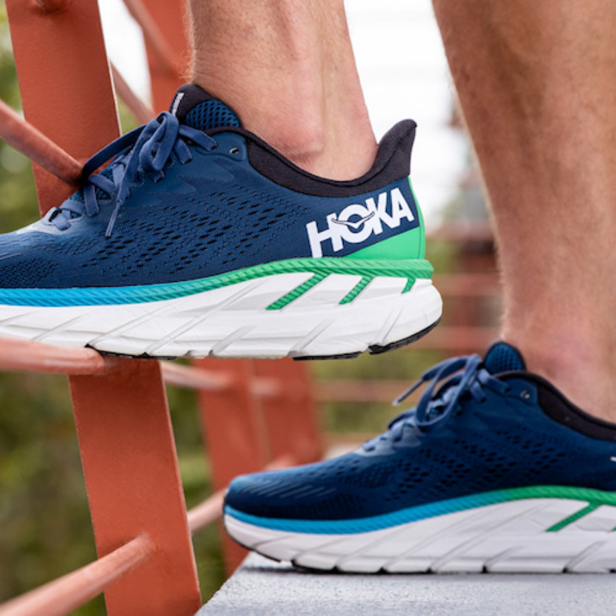 HOKA Clifton 7 Lightweight  Men & Women